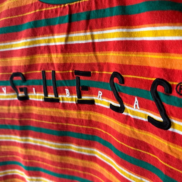 Guess tshirt - Picture 4 of 4